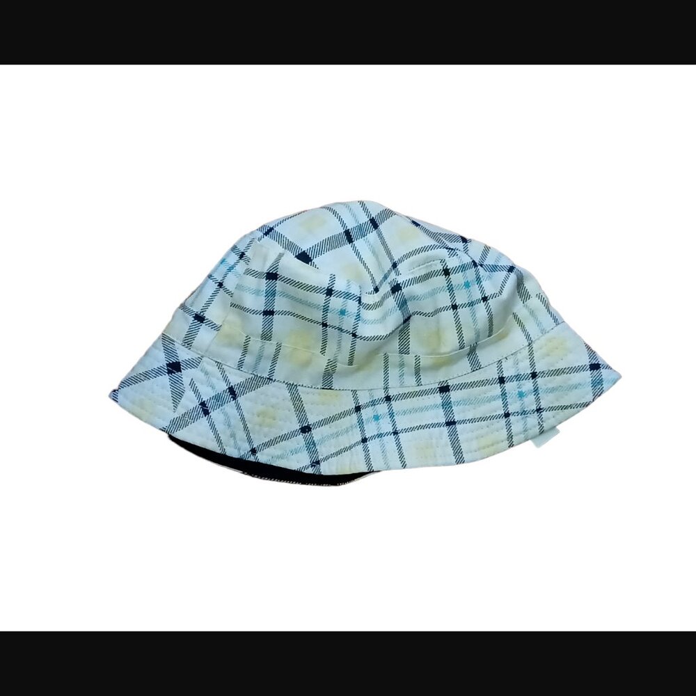 Abound Reversible Plaid And Black OSFM Bucket Hat NWT